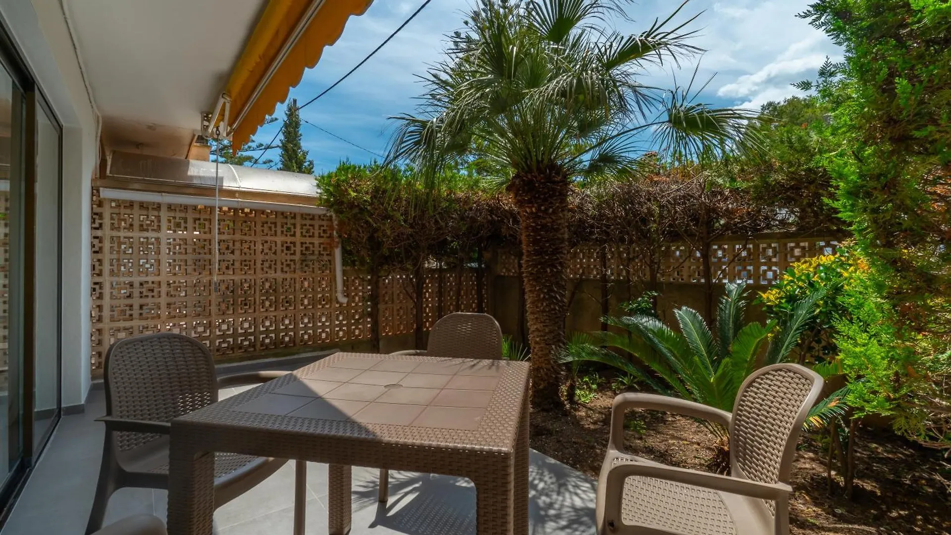 Ponent Cala Ratjada Apartments F  Cala Ratjada (Mallorca)