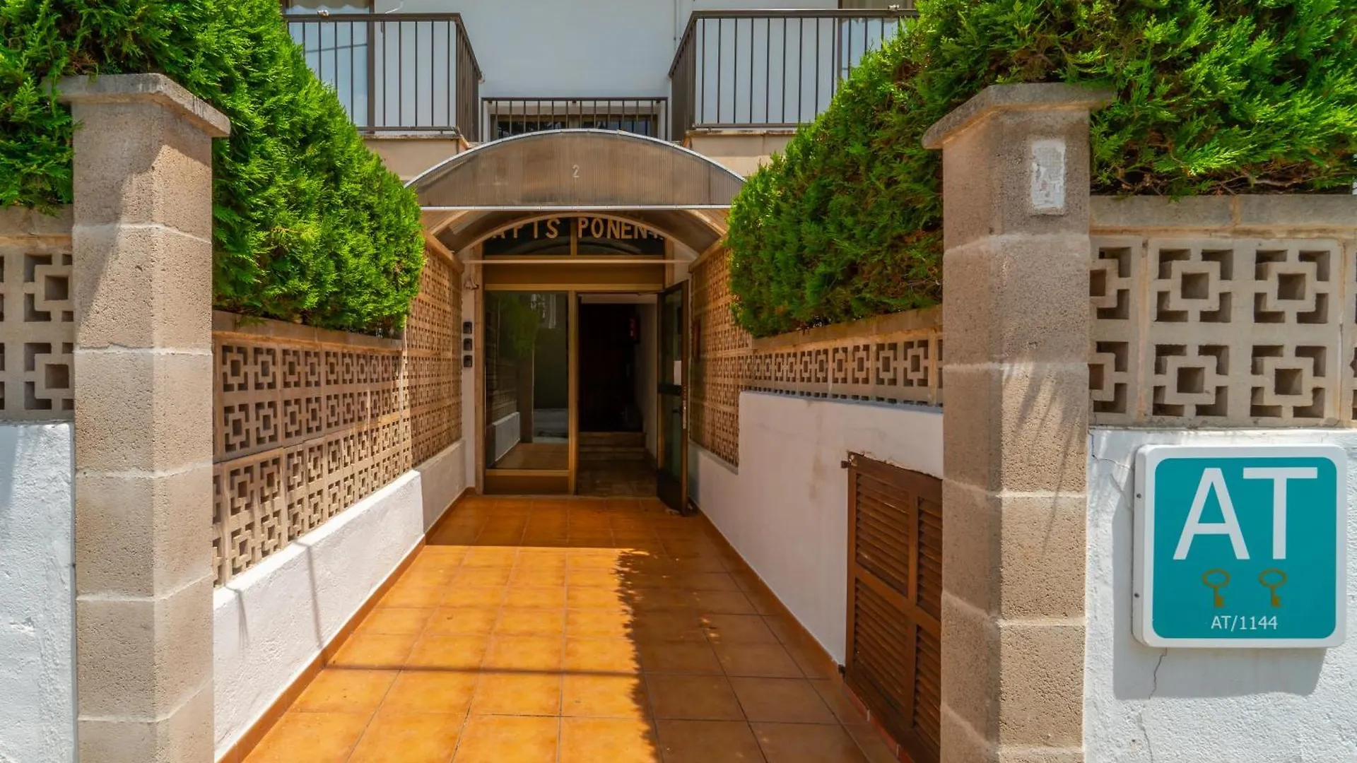 Ponent Cala Ratjada Apartments F  Cala Ratjada (Mallorca)